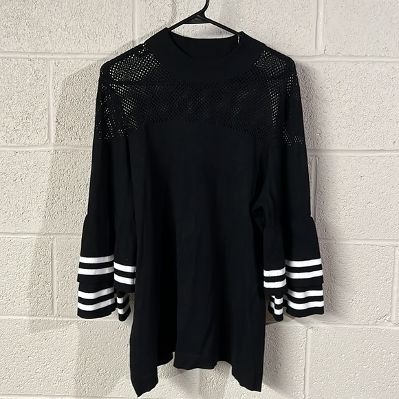 Lane Bryant 18 Black Sweater Top - Picture 2 of 4